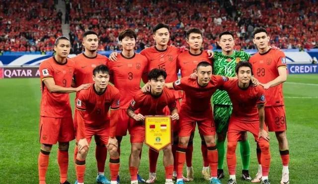 包含奥运会焦点战：国足vs英格兰，登顶引发数据统计的词条