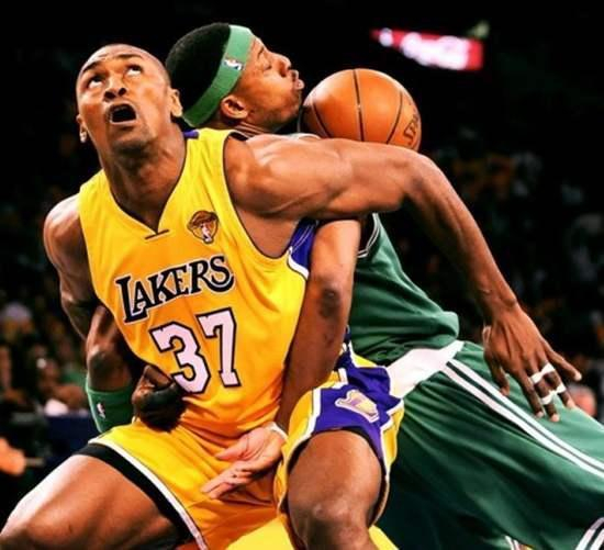 黑白直播网-豪门对决！排球上演世纪大战