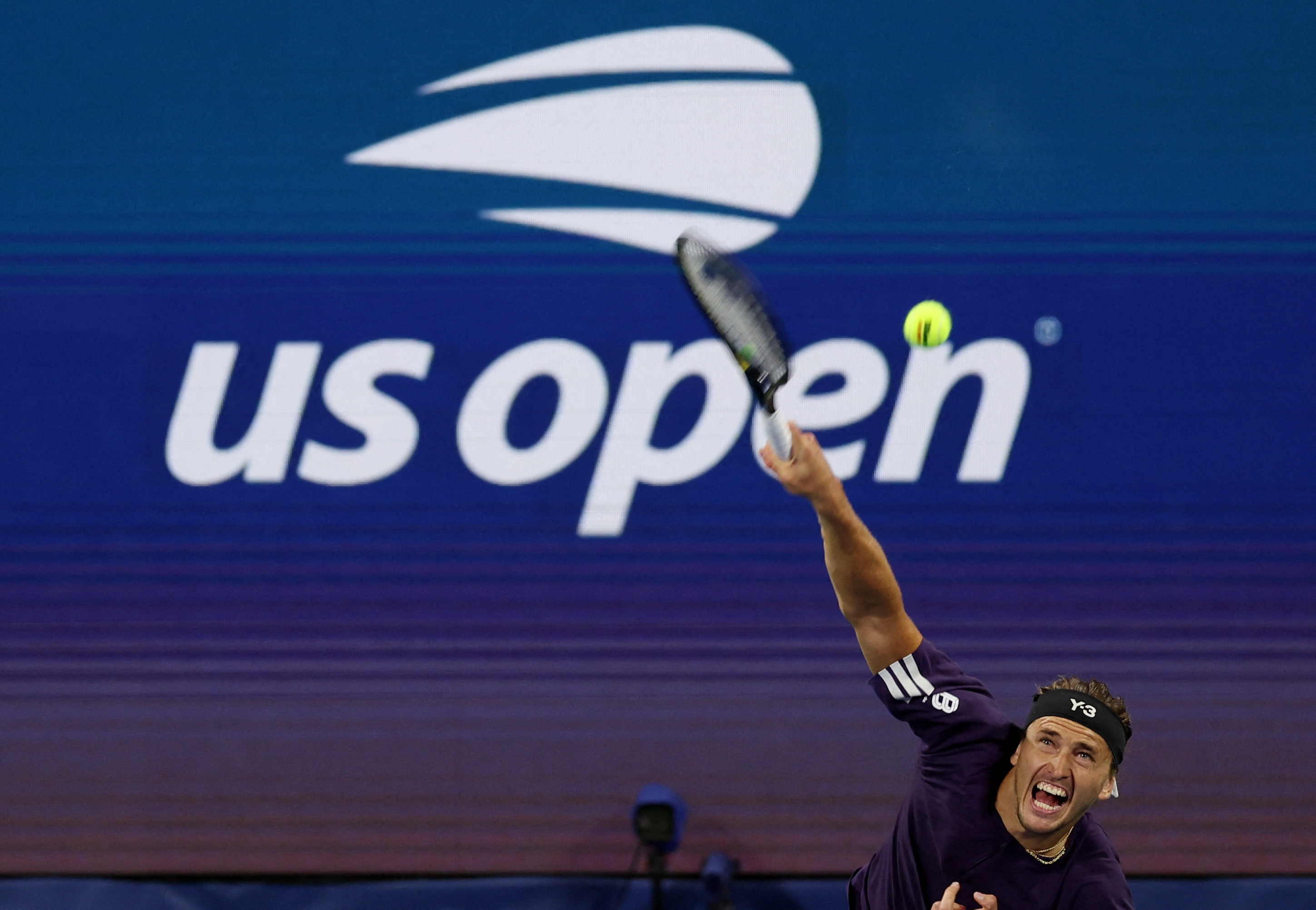 年终总决赛逆转美网，兹维列夫点燃赛场