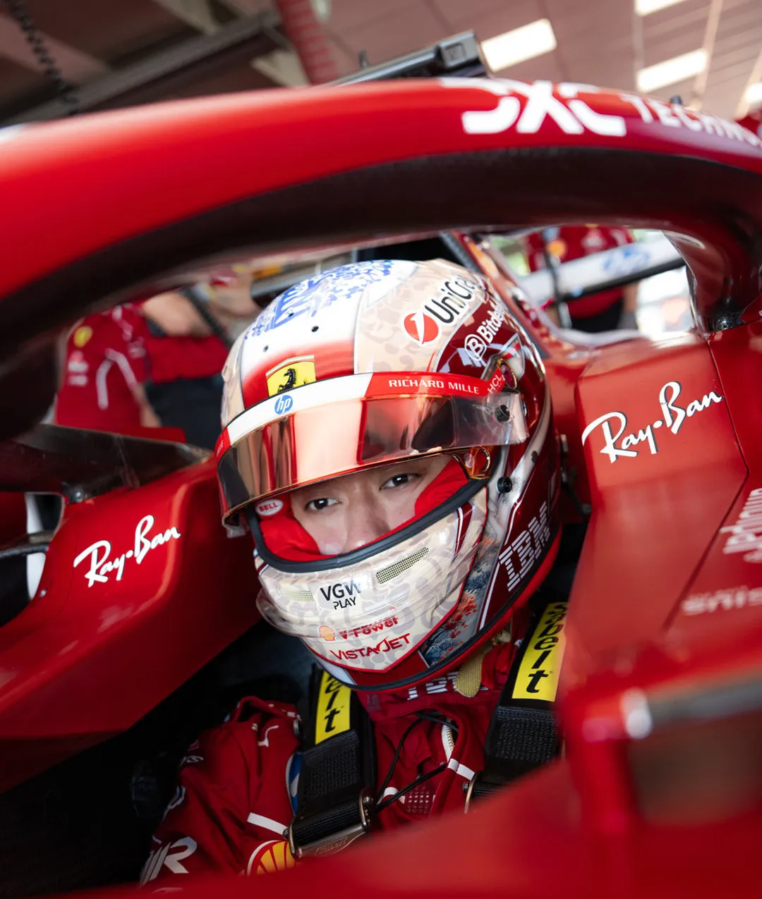 红牛车队鏖战梅赛德斯,勒克莱尔刷新纪录 红牛车队鏖战梅赛德斯,勒克莱尔刷新纪录