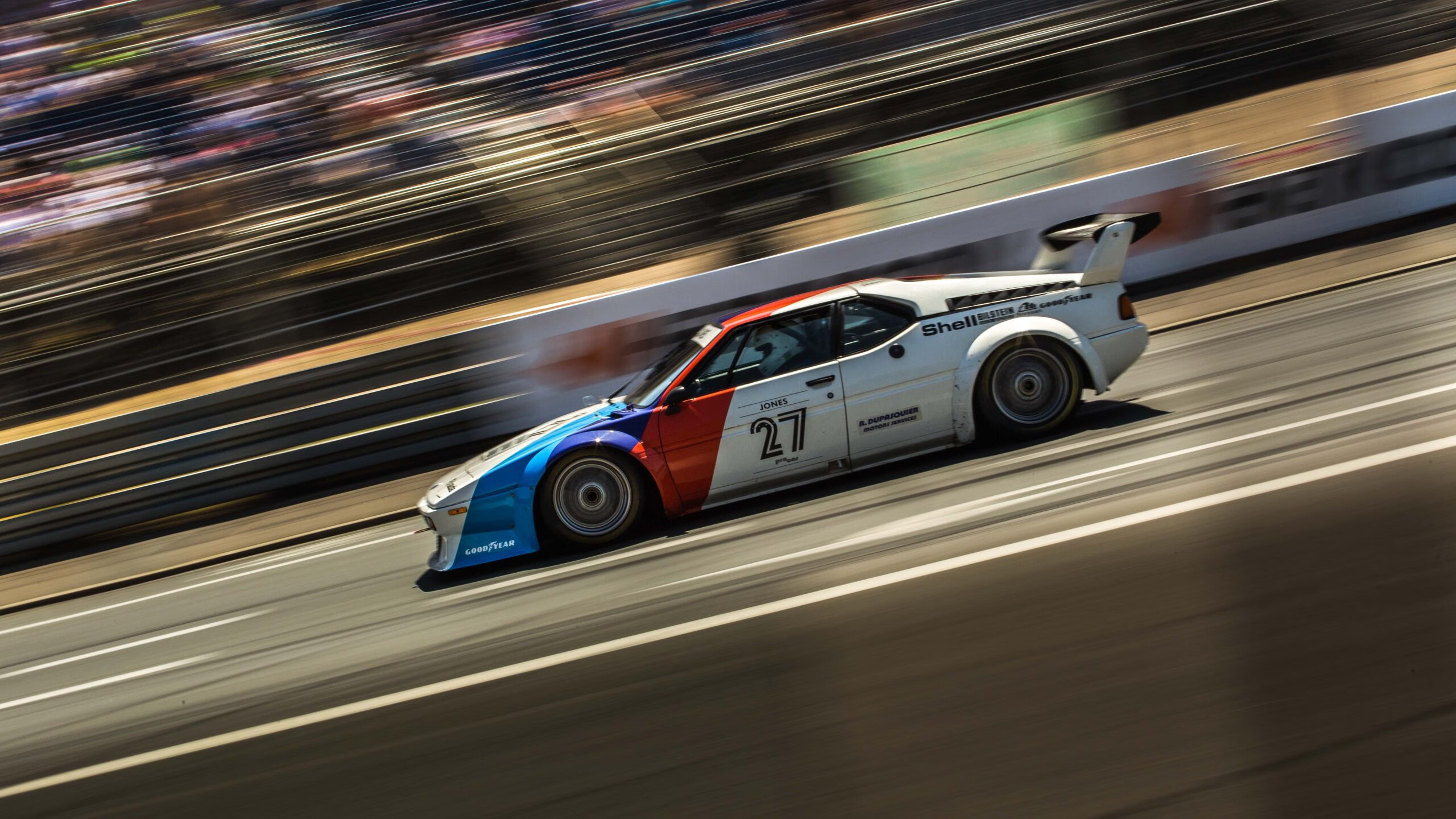 黑白直播-悬念终结者，从爱德华兹的怒吼到魔术师的无声征服