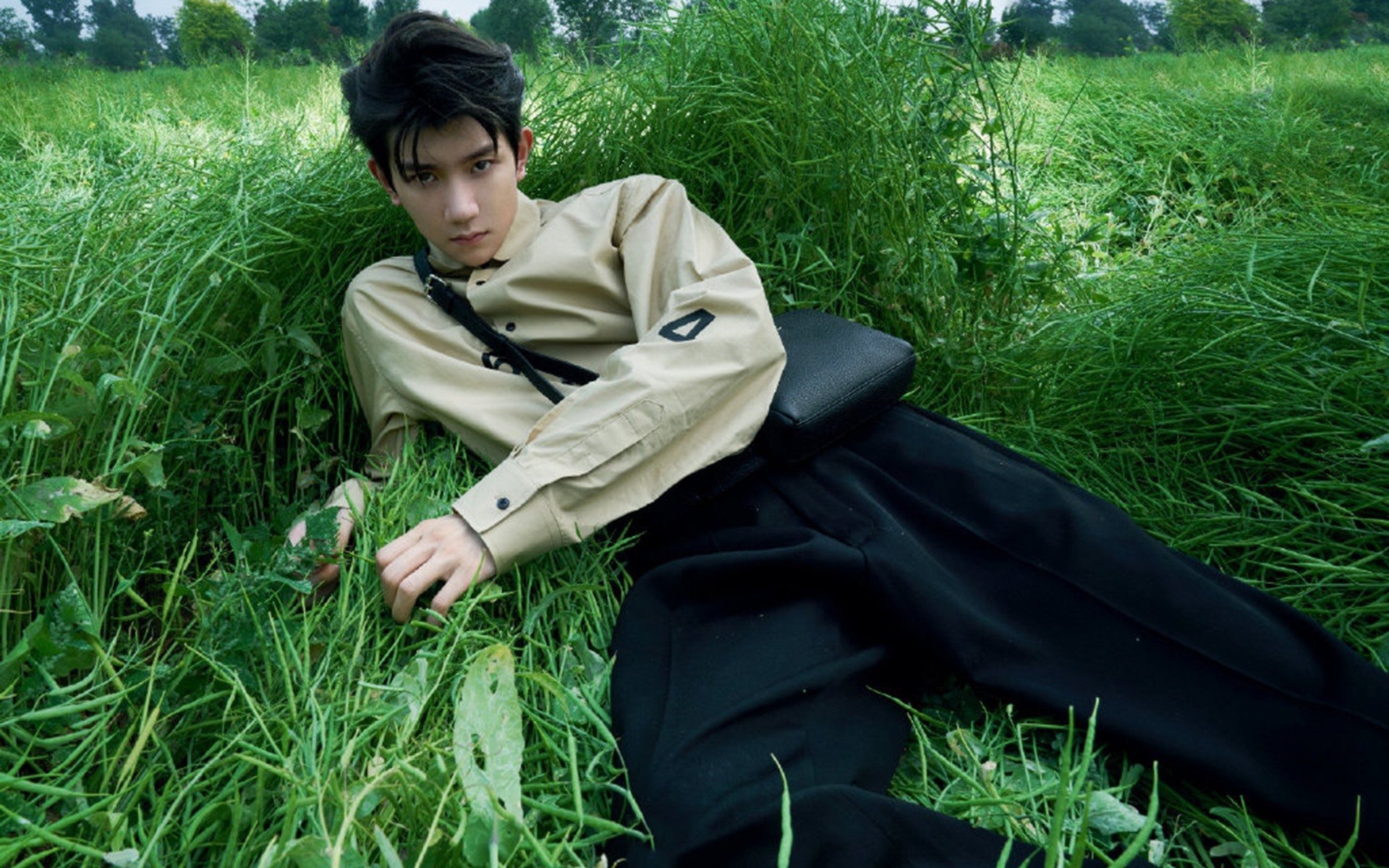 黑白直播网-当米切尔化身活教材，一场比赛揭开的不仅是比分差距