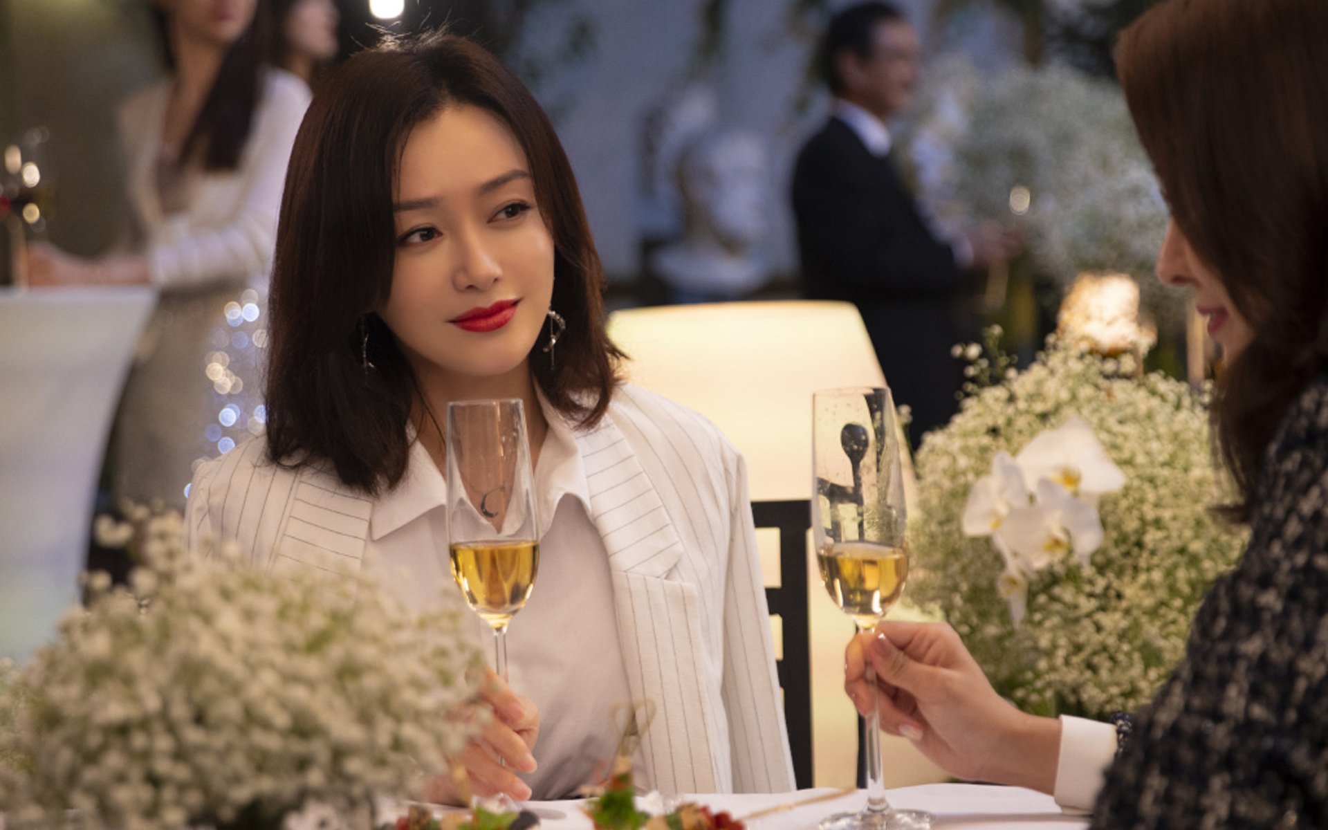 黑白直播体育-厄德高双响定乾坤！埃及险胜勒沃库森惊险晋级