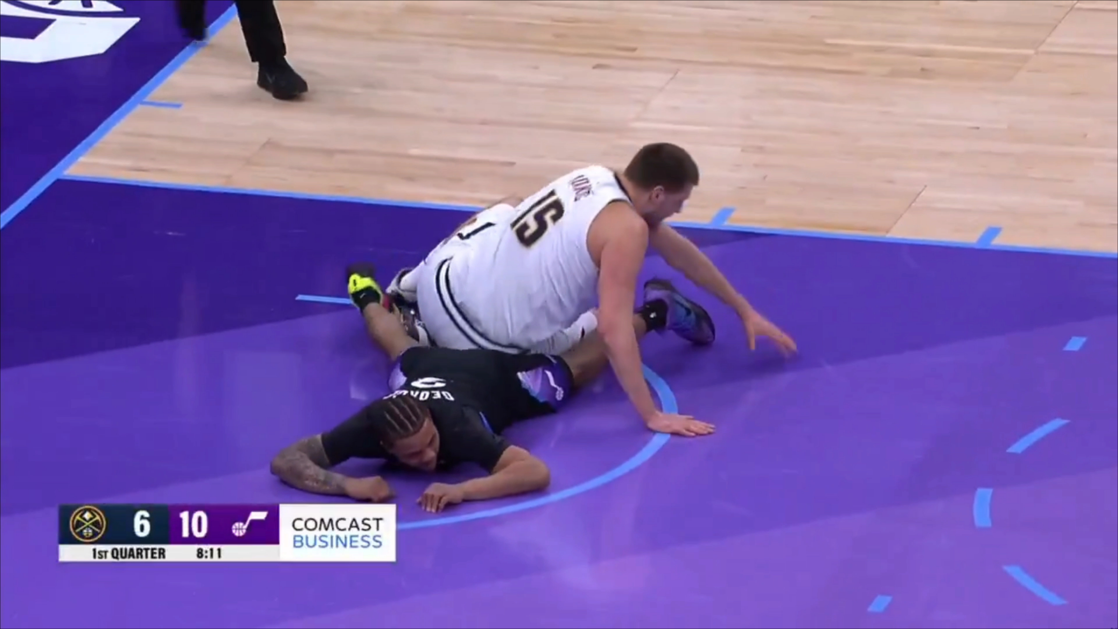 黑白直播在线观看nba-凯尔特人碾压湖人，约基奇状态火热