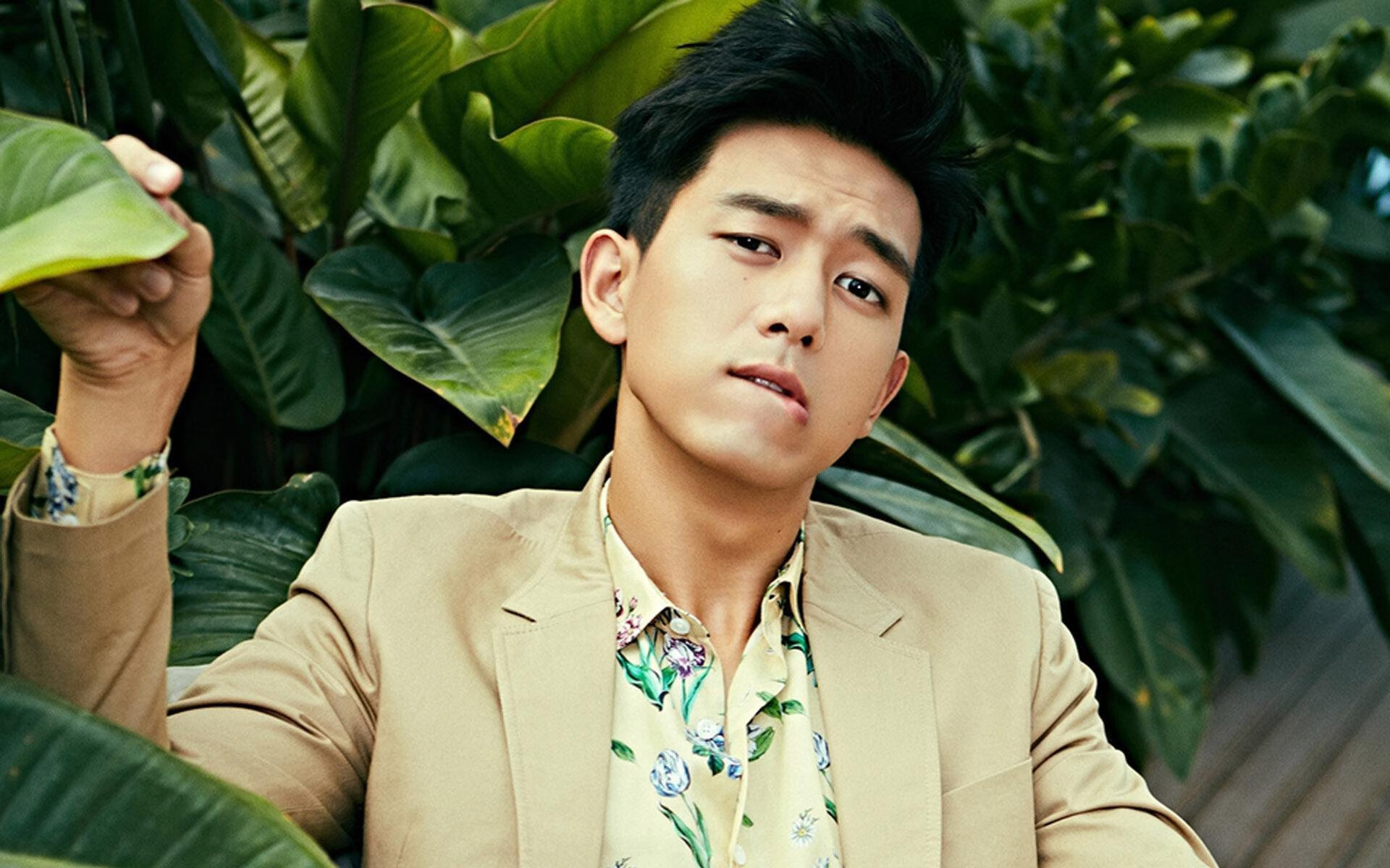 黑白直播nba-勇士稳扎稳打，总决赛焦点战轻取灰熊