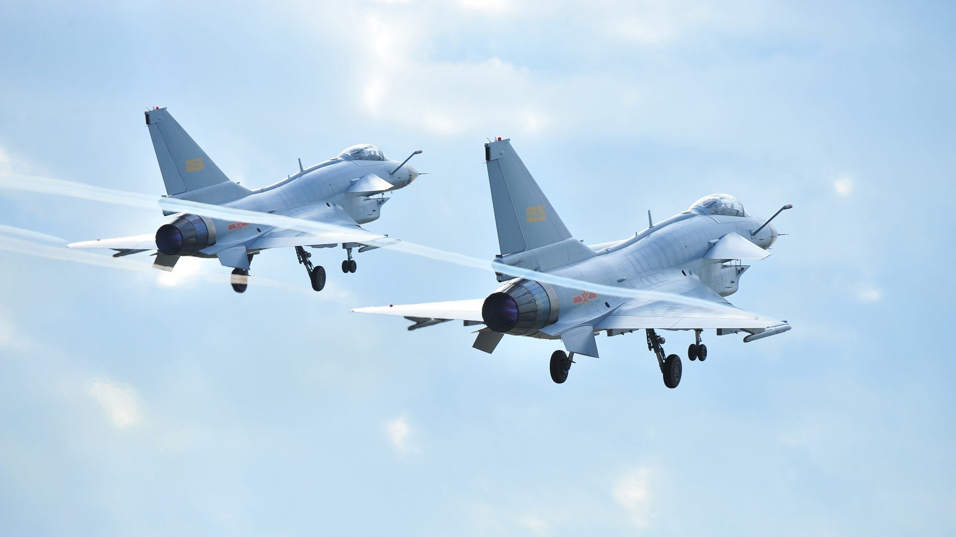 当本泽马在沙特绽放时,奥地利足球正在欧洲书写新章