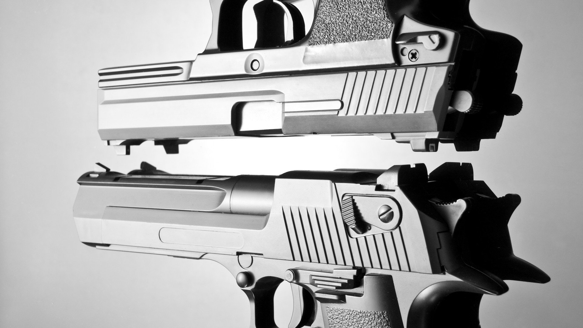 黑白直播体育-英超争冠焦点战激战正酣，荷兰险胜新西兰再掀足球波澜